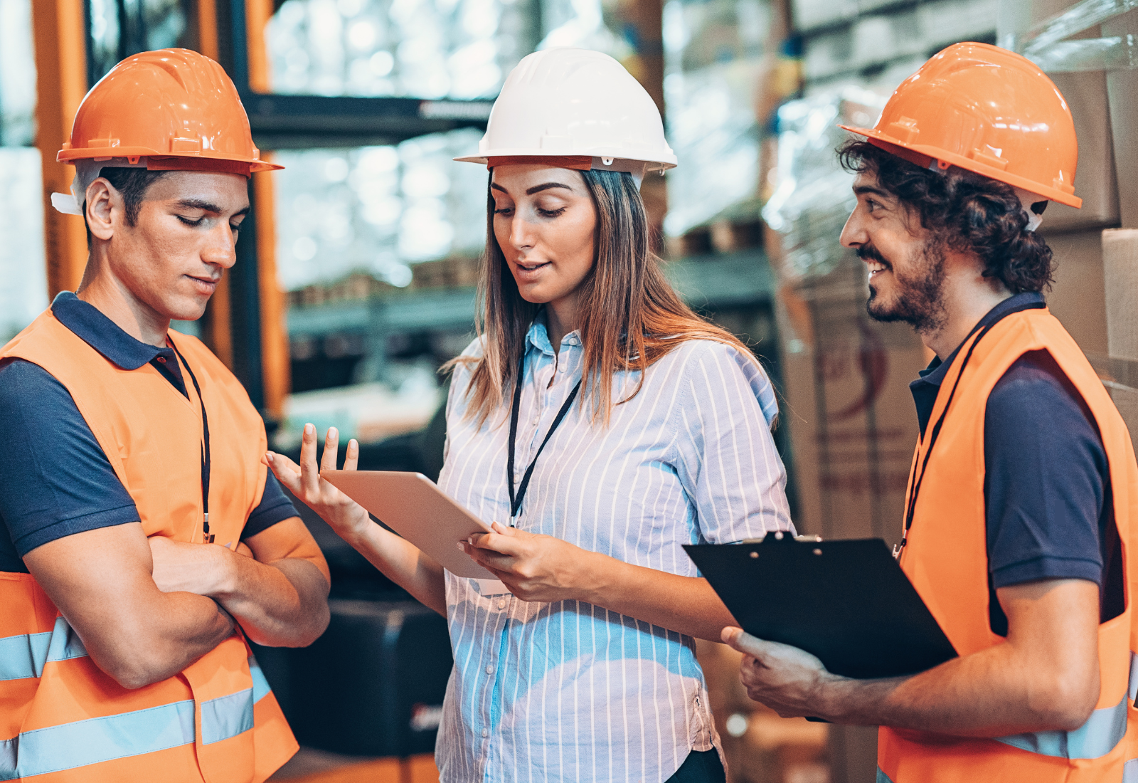 Image of employees in hardhats